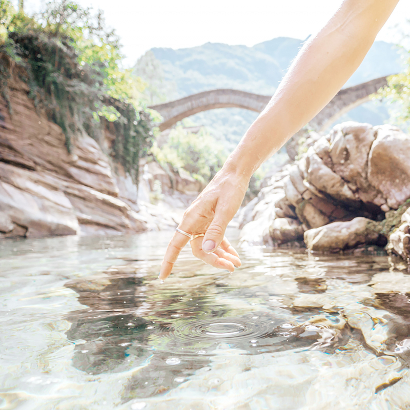 Warum Wasser so wichtig f&uuml;r die Haut ist 